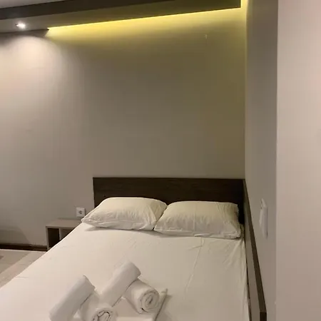 Park And Pool 아파트 *
